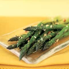 Asparagus with hazelnut gremolata 
