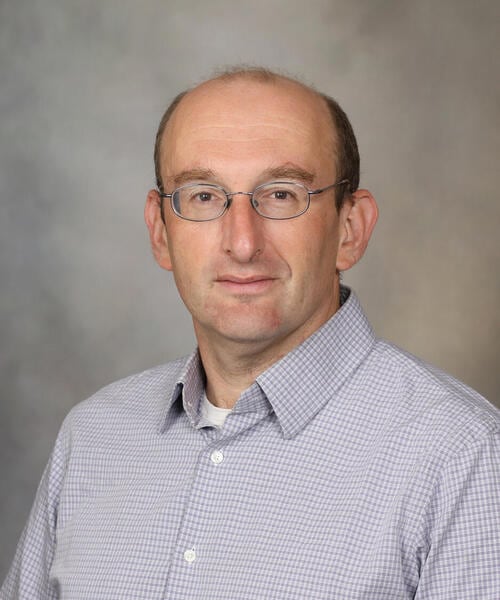 Alexander Revzin