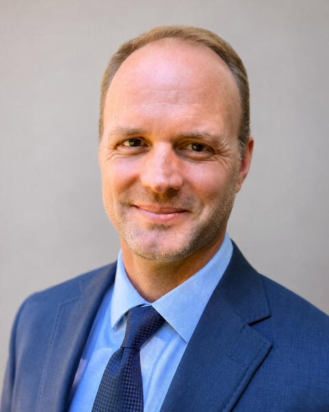 Ryan T. Demmer