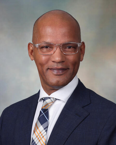 Winston R. Hewitt, Jr., M.D. - Doctors and Medical Staff - Mayo Clinic