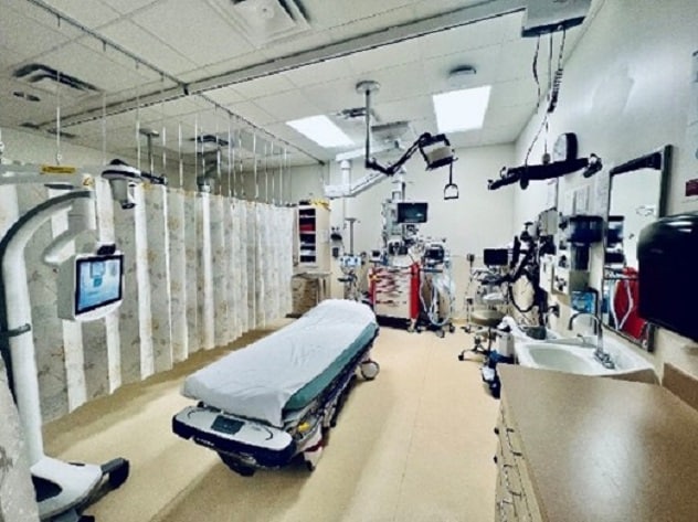 Emergency department trauma bay