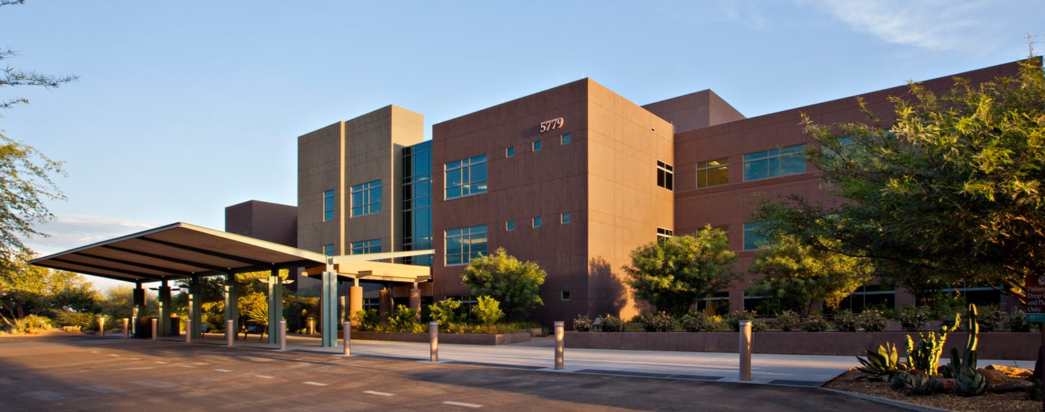 Edificio de Especialidades de Mayo Clinic en Phoenix