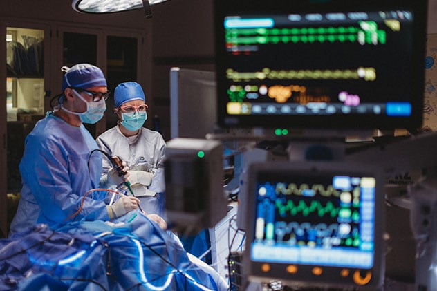 A Mayo Clinic surgical theater featuring advanced technological aids and equipment