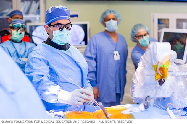 Robotic surgery - Care at Mayo Clinic - Mayo Clinic
