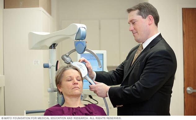 A specialist in Mayo Clinic's Department of Psychiatry and Psychology conducts research.